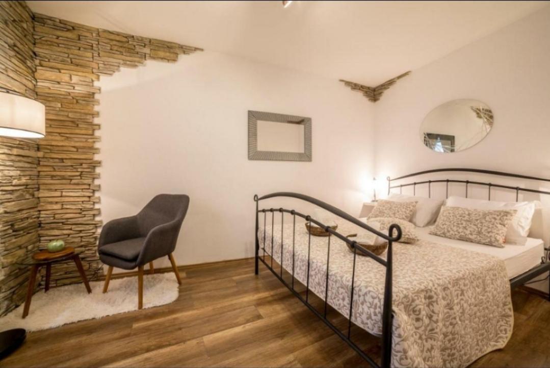 Iron Gates Apartments سبليت المظهر الخارجي الصورة