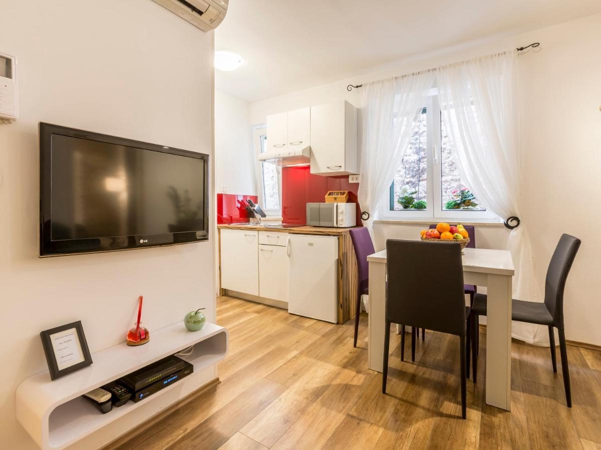 Iron Gates Apartments سبليت المظهر الخارجي الصورة