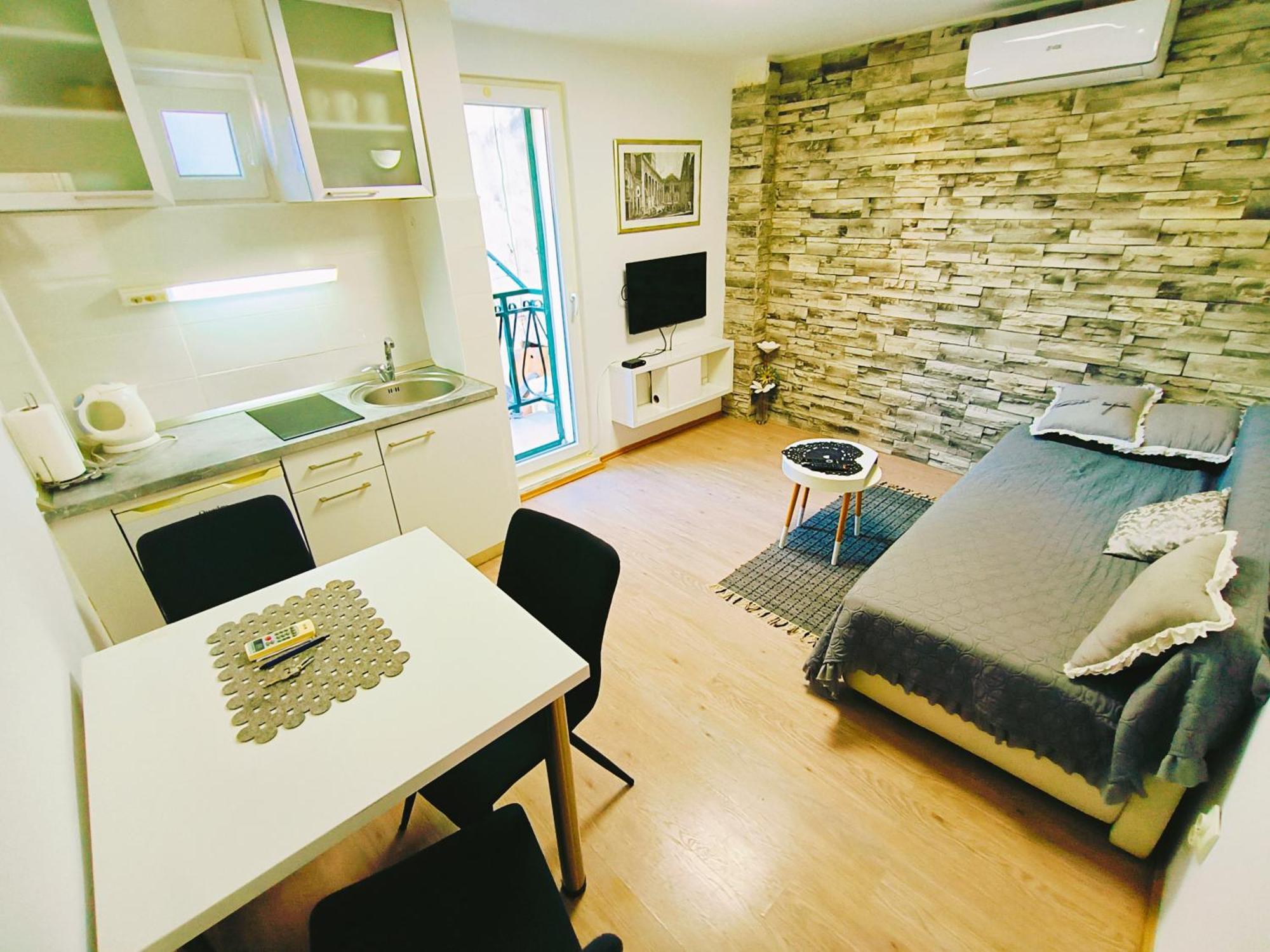 Iron Gates Apartments سبليت المظهر الخارجي الصورة